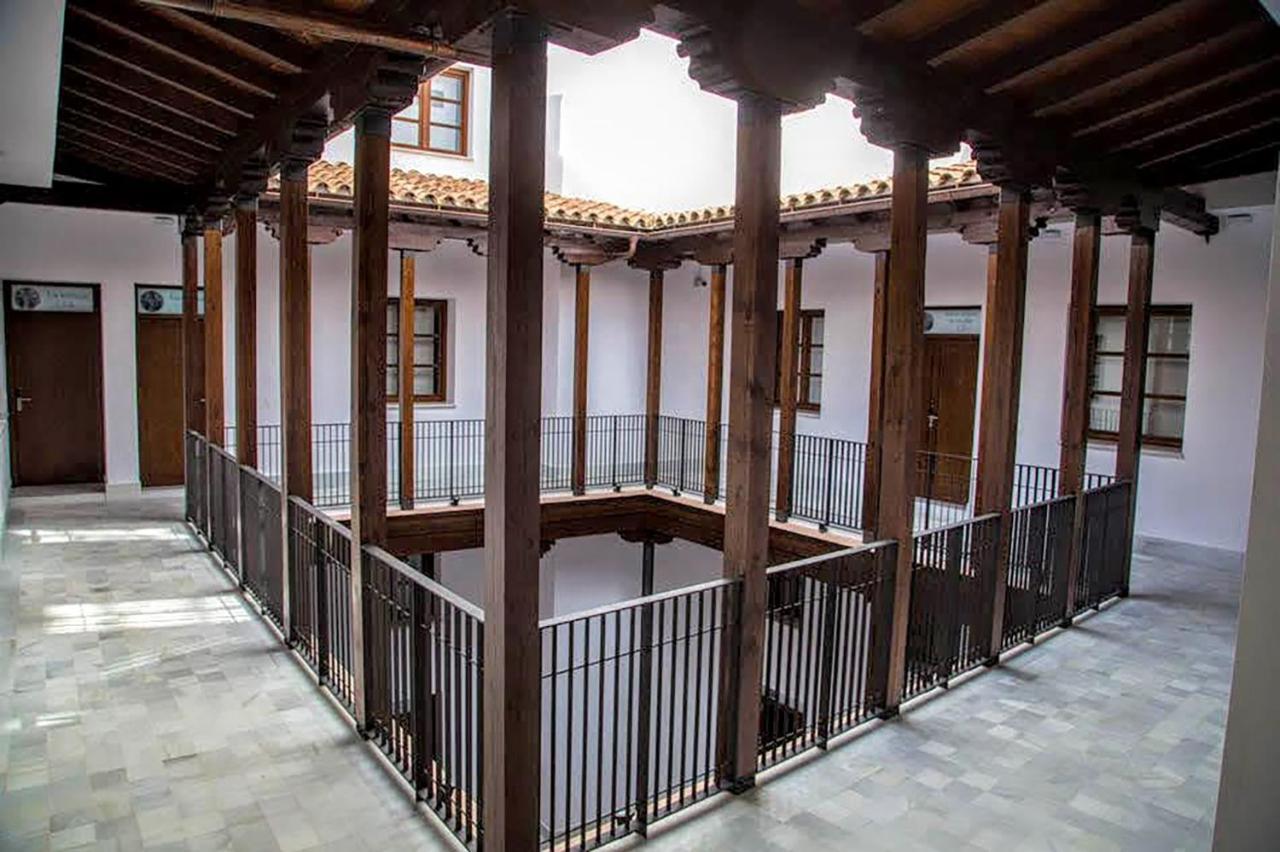 Palacio Del Siglo XVII Frente A Los Jardines De Murillo เซบีญา ภายนอก รูปภาพ
